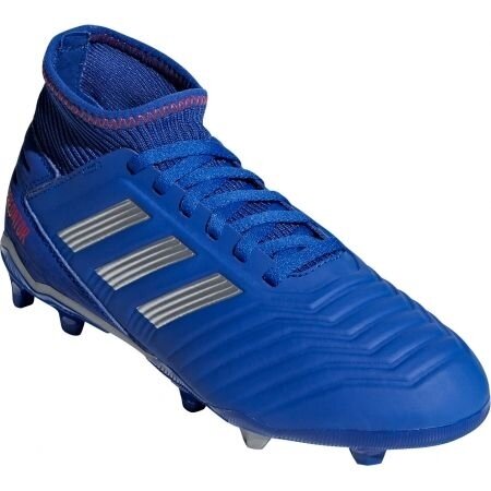 Futbolo bateliai adidas 2